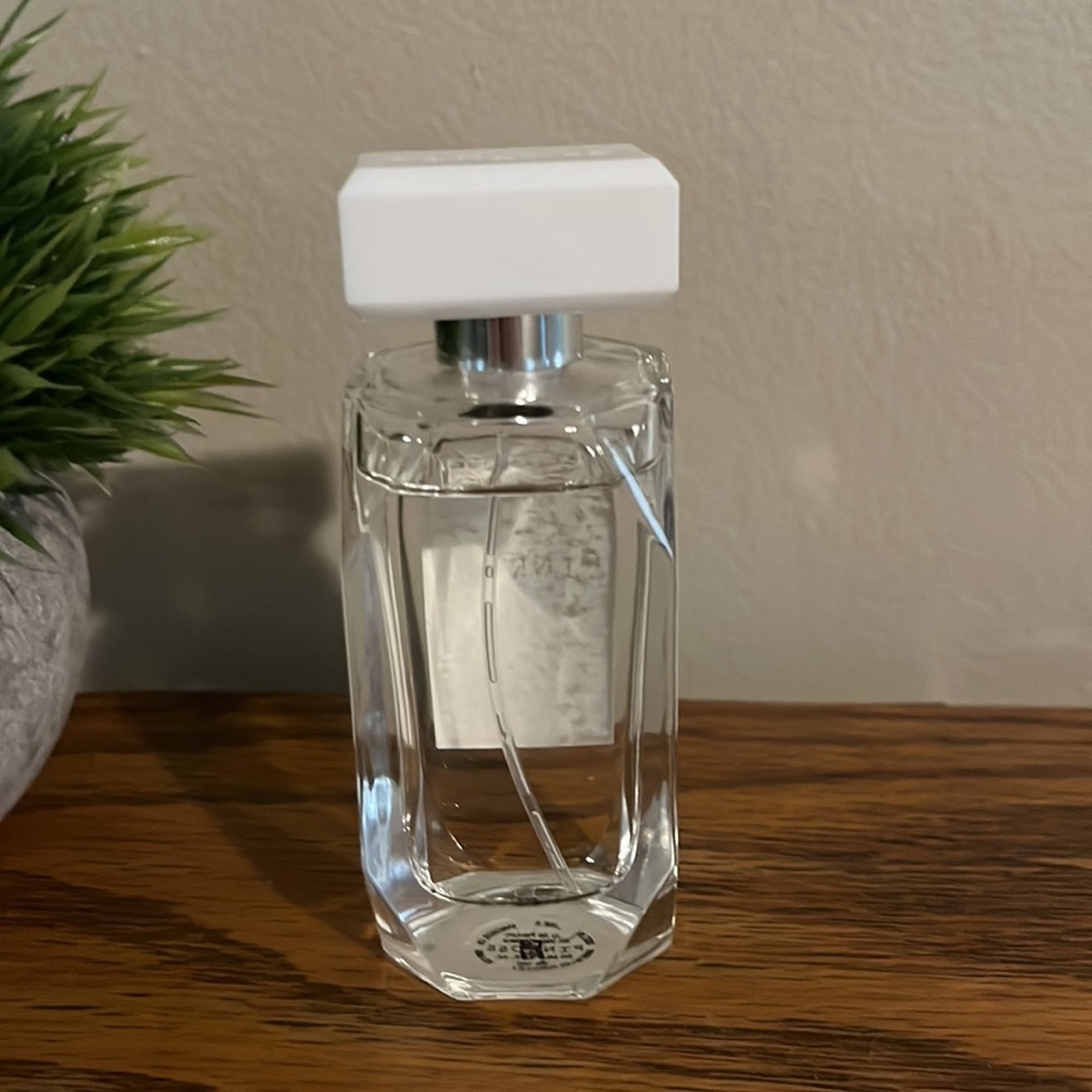 Pinrose Lil’ Dipper Eau de Parfum Spray 1.7 oz / 50 ml - Picture 3 of 3